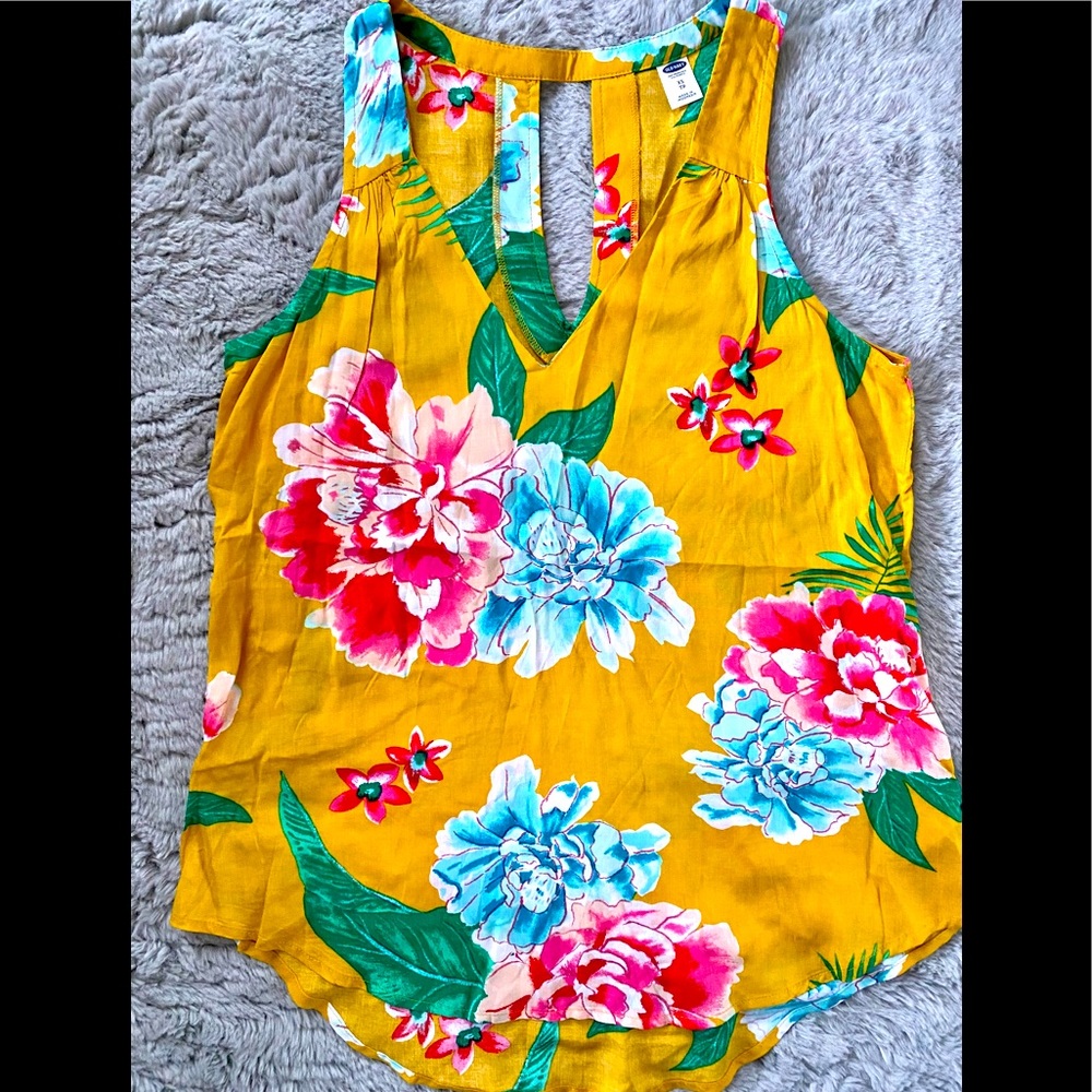 Floral Sleeveless Top